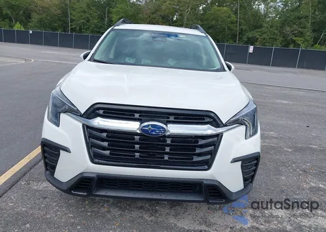 2025 Subaru Ascent Premium 8-Passenger z USA, uszkodzony, nr VIN 4S4WMAAD8S3442723